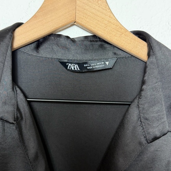 ZARA WOMEN'S BLACK SATIN MINI LONG SLEEVE DRESS SIZE LARGE PRE-OWNED - Picture 5 of 7